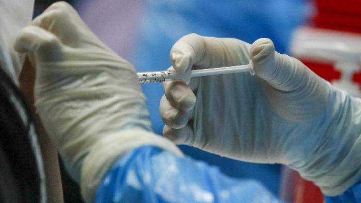 Vaccini, 56mila eventi avversi su 18 milioni di dosi. il 91% non sono gravi