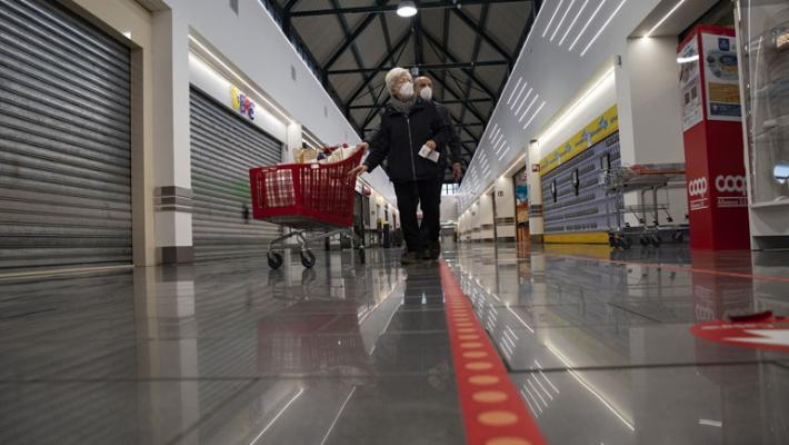 Centri commerciali, oggi alle 11 mini-serrata di protesta