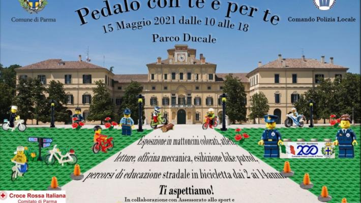 Sabato al Parco Ducale i vigili fanno educazione stradale a bambini e ragazzi in bicicletta