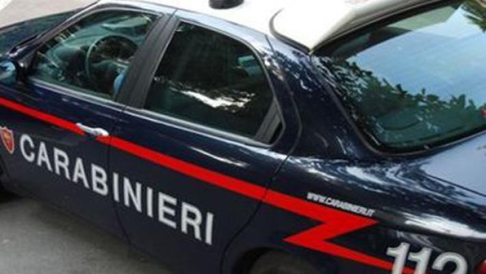 In 9 utilizzavano le carte di ricarica telefonica rubate alla tabaccheria di Tizzano: denunciati