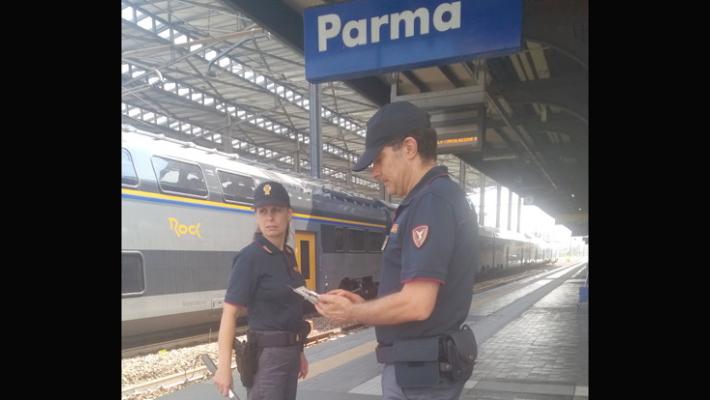 Rapinò e minaccio un uomo nei pressi della stazione: 27enne identificato e denunciato