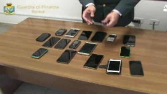 Sequestrate 35mila Sim, 12 denunciati