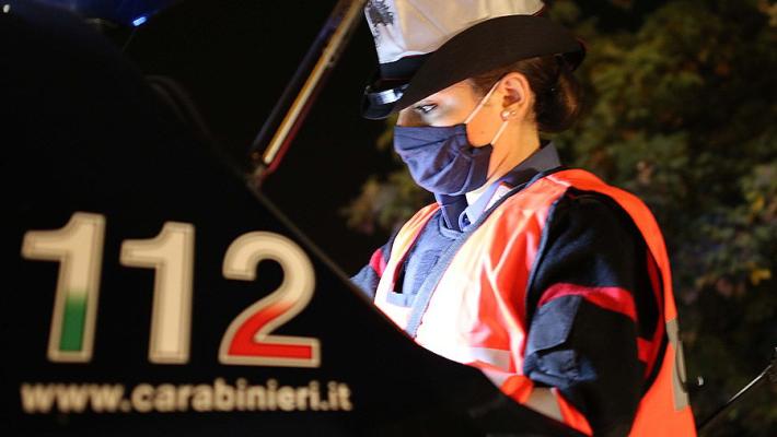 Salso, tenta un furto in una concessionaria d'auto: sorpreso e arrestato