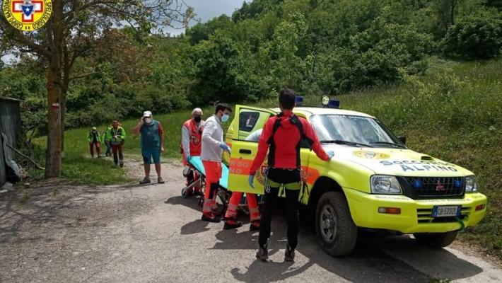 81enne parmigiana scivola e cade: momenti di paura sulla Pietra di Bismantova