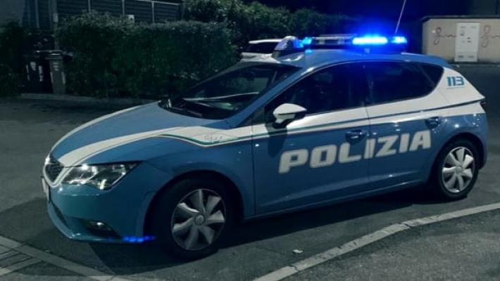 Incendio in via Trento, salvate tre vite dai poliziotti