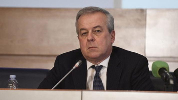  Locatelli: "Negli anziani la quarta dose dose dà protezione 4 volte in più"