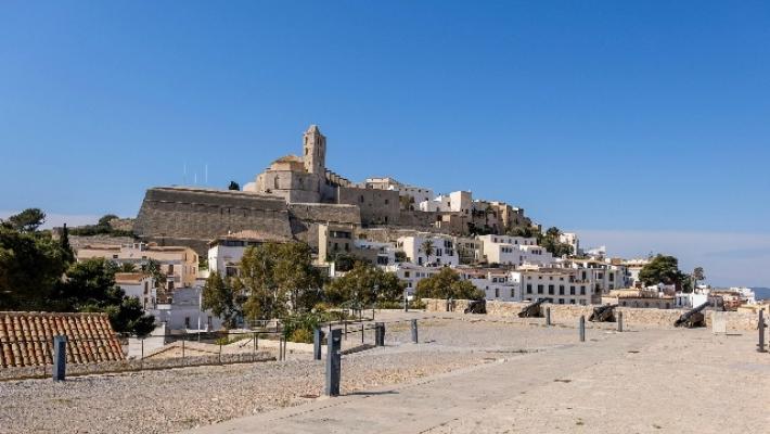 Due italiani feriti in una sparatoria a Ibiza, uno è grave