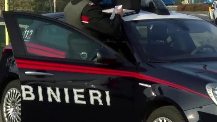 Dopo un piccolo incidente 18enne fa l'alcoltest: ritirata la patente appena presa