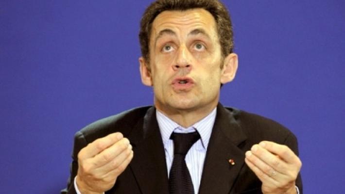 Sarkozy in stato di fermo  