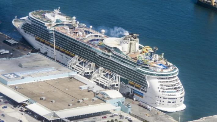 Tornano crociere in Usa, prima nave salpata da Florida