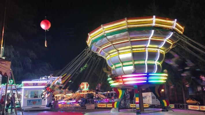Giostre, luci e  zucchero filato:  luna park e ritorno alla normalità a Bedonia