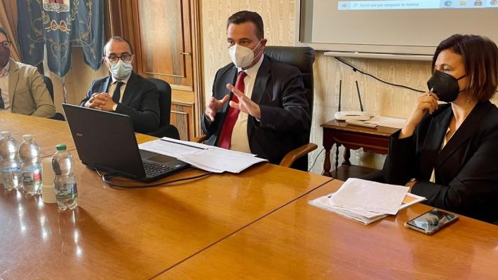 Donini a Borgotaro: ecco il piano per la riapertura del Punto Nascite. Servono 36 operatori