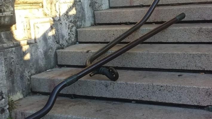 Il Berzieri nel mirino dei vandali