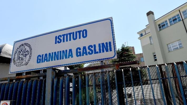 Cade dal secondo piano, in coma bambino di 5 anni