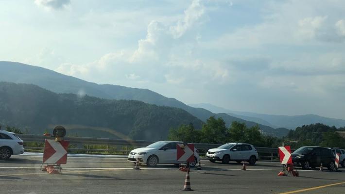 Cantieri e traffico: coda di 3 chilometri in Autocisa 