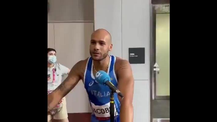 Jacobs si qualifica per le semifinali  dei 100 metri ma soffre