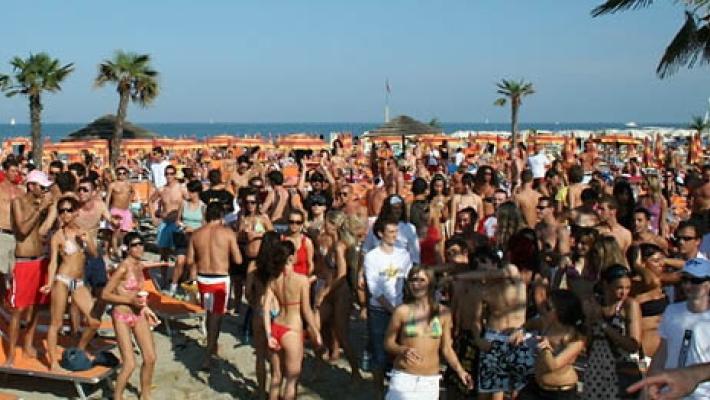 Evasione delle imposte, sequestri anche al Papeete