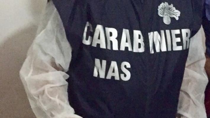 Blitz negli stabilimenti balneari, 1 su 3 irregolare