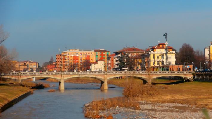 La Parma vista dal ponte di Mezzo