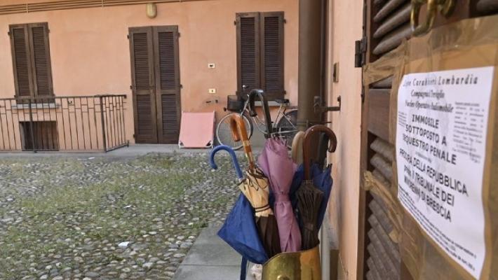 Uccisa dalla figlia, autopsia conferma coltellata al cuore