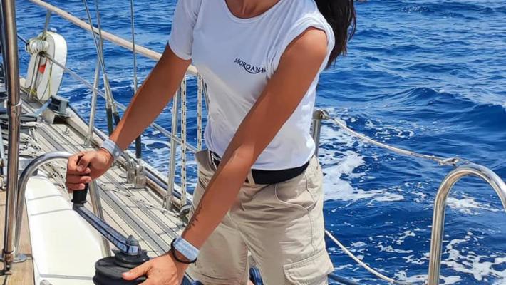 Rogo su una barca ormeggiata a Marina di Stabia, muore una 29enne dell'equipaggio