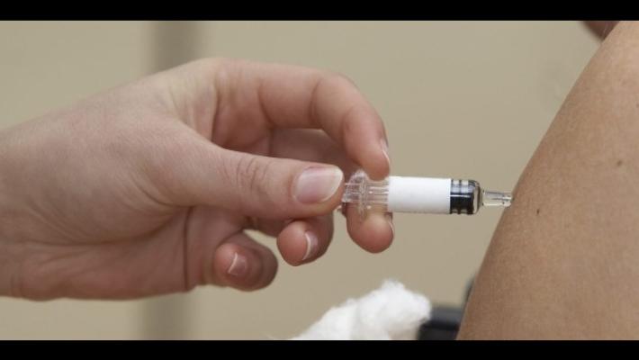 Parte la vaccinazione antinfluenzale da ottobre, anche in farmacia