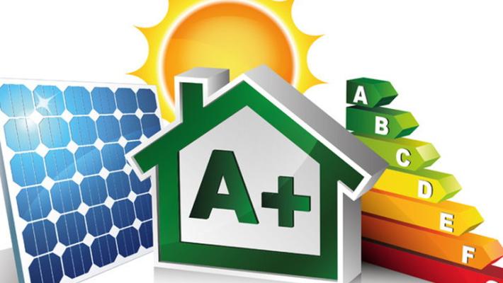 Patuanelli: "Confermate le misure 2020, dal Superbonus all'assegno unico per i figli".