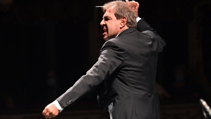 Messa da Requiem, interminabile applauso