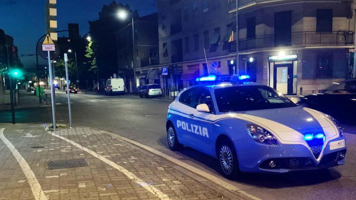 Due furti nei supermercati, ieri pomeriggio: due denunciati, un ladro è scappato