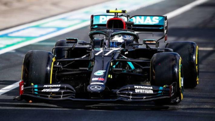 Hamilton retrocesso: la pole va a Bottas (terzo Leclerc)