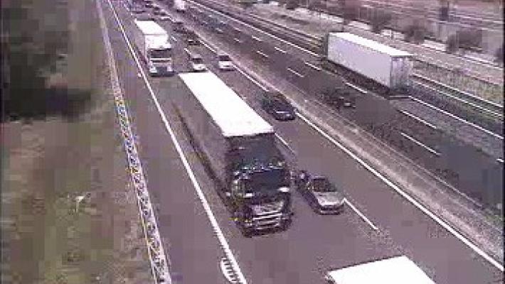 Pauroso tamponamento tra 4 auto all'altezza di Busseto: 4 feriti e 8 km di coda