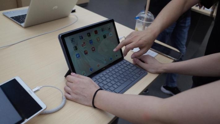"Crescere in digitale": iniziativa per i giovani e le imprese