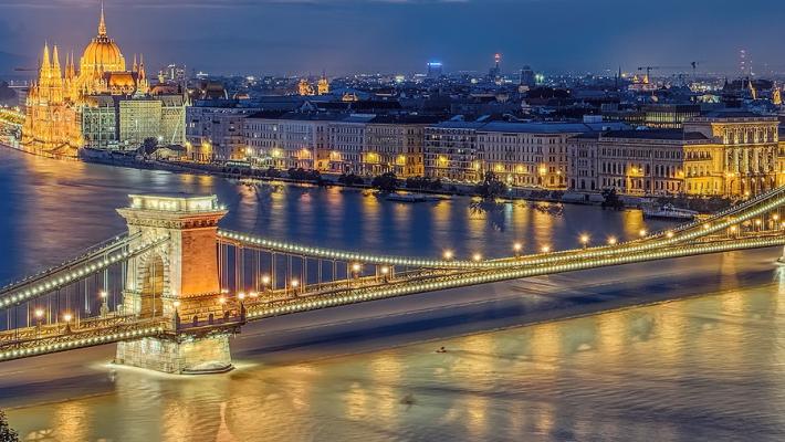 Budapest: la città delle acque