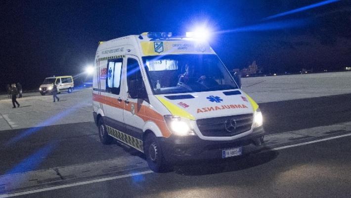 Bimbo si schianta in bici contro un cancello, è gravissimo