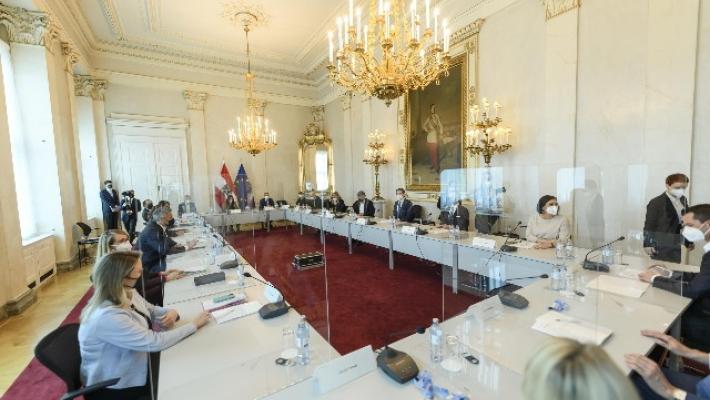 L'Austria consente il suicidio assistito dal 2022