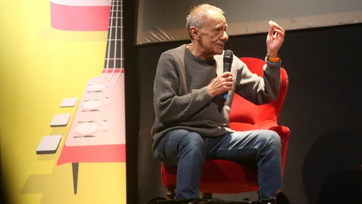 La lezione del prof Vecchioni