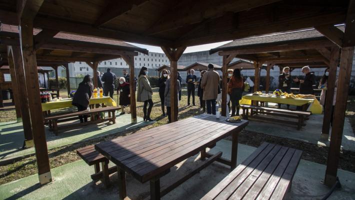 In carcere nasce un'oasi di socialità «Il giardino per ricominciare»  