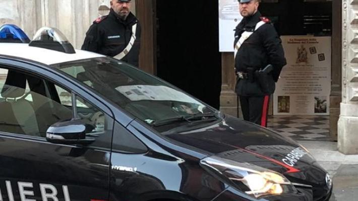 Ruba 750 euro in sagrestia. Ma quando torna sul luogo del delitto per fare il bis, trova i carabinieri