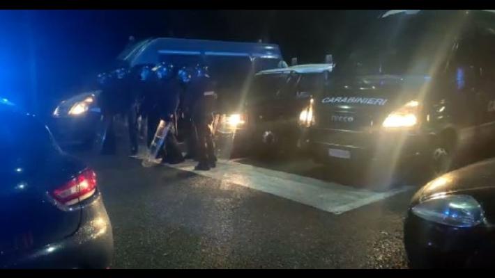 Maxi rave party, migliaia di giovani alle porte di Torino
