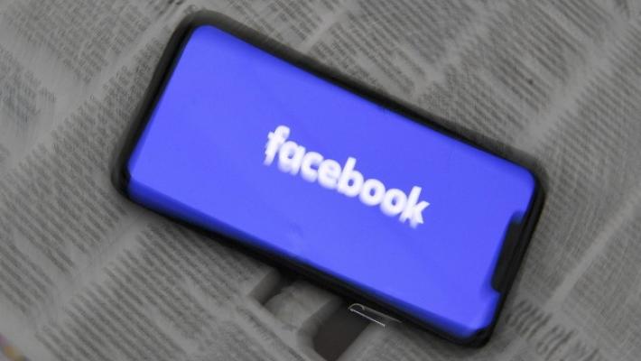 Facebook licenzia 11mila persone