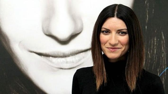 La Pausini si rifiuta di cantare Bella Ciao, scoppia la polemica: ""Non voglio che nessuno mi usi per propaganda politica"