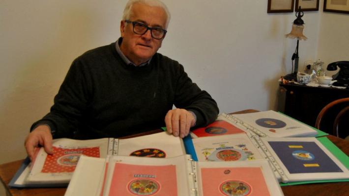 Vecchi, il collezionista di carte di arance