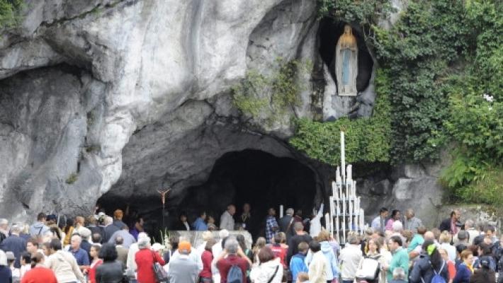 Dopo due anni di chiusura riapre il santuario di Lourdes