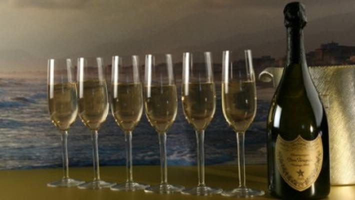 Parma è la provincia nella quale si spende di più in Italia per le  bollicine