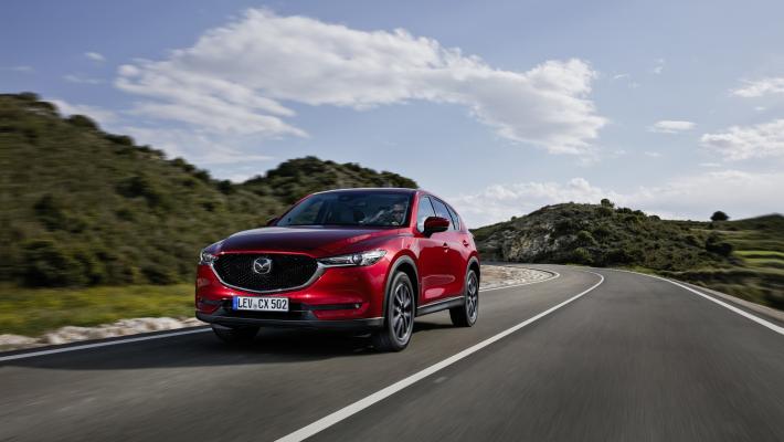 Mazda CX-5, il Suv compatto che sfida i marchi premium