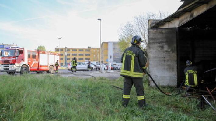 Incendio nel deposito di Davoli: &egrave; doloso