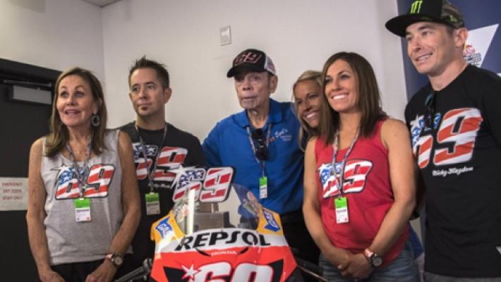 Austin ricorda Hayden: ritirato il 69