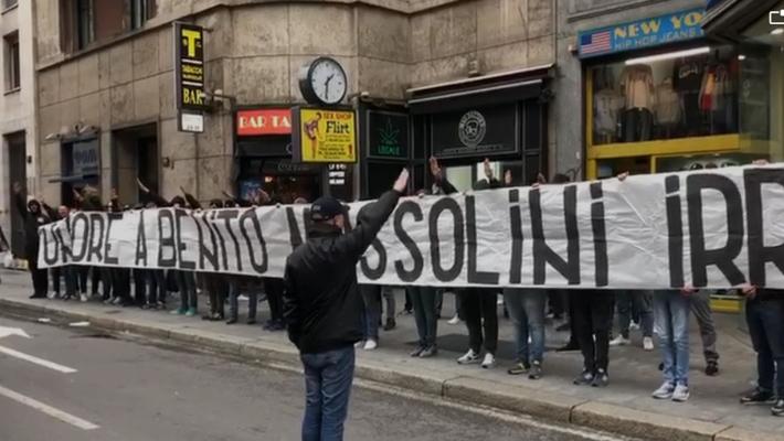 Striscione fascista: daspo per 8 ultras Lazio