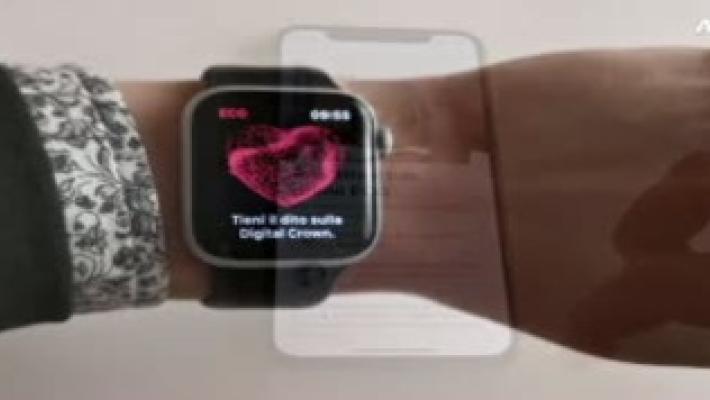 Su Apple Watch arriva l'elettrocardiogramma