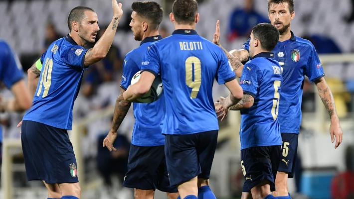 Bonucci avverte CR7 "Tanto lo sa che le prende..."